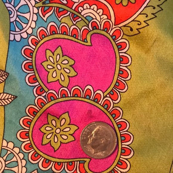 Evolve 100% silk green paisley sequined Boho tank - Picture 6 of 8